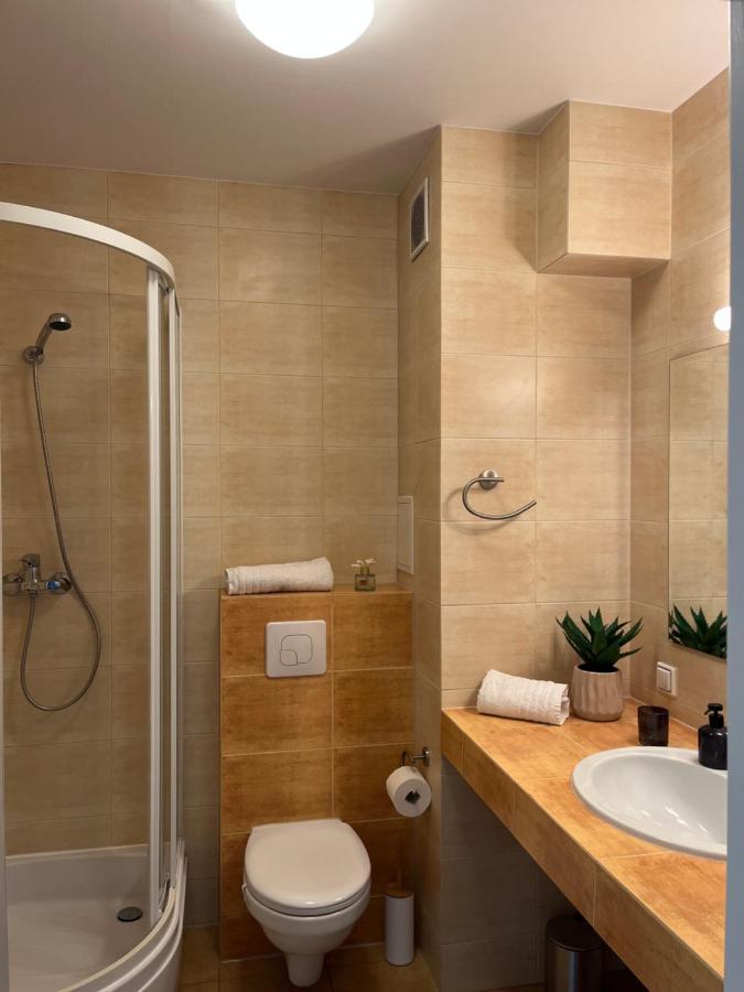 Apartament Z Garazem I Ogrodem Kolobrzeg Luaran gambar