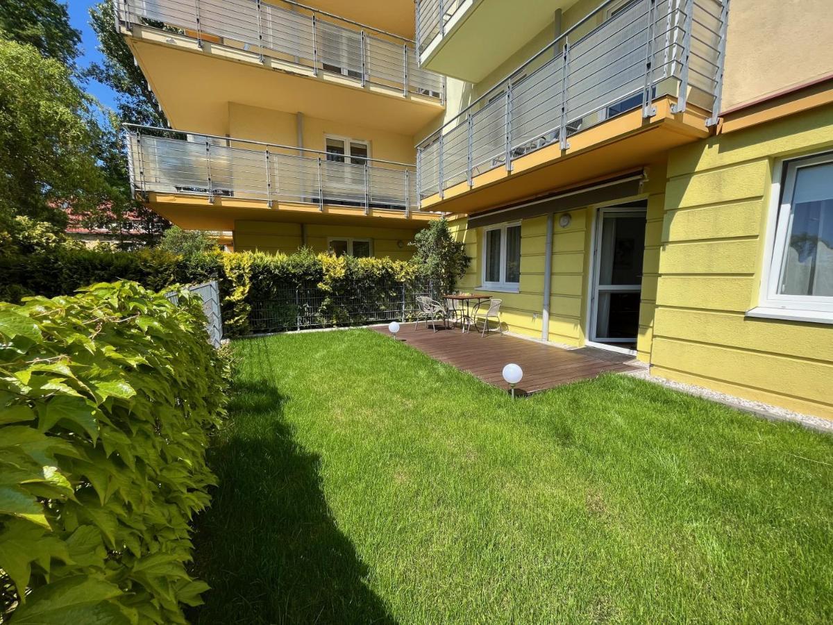Apartament Z Garazem I Ogrodem Kolobrzeg Luaran gambar