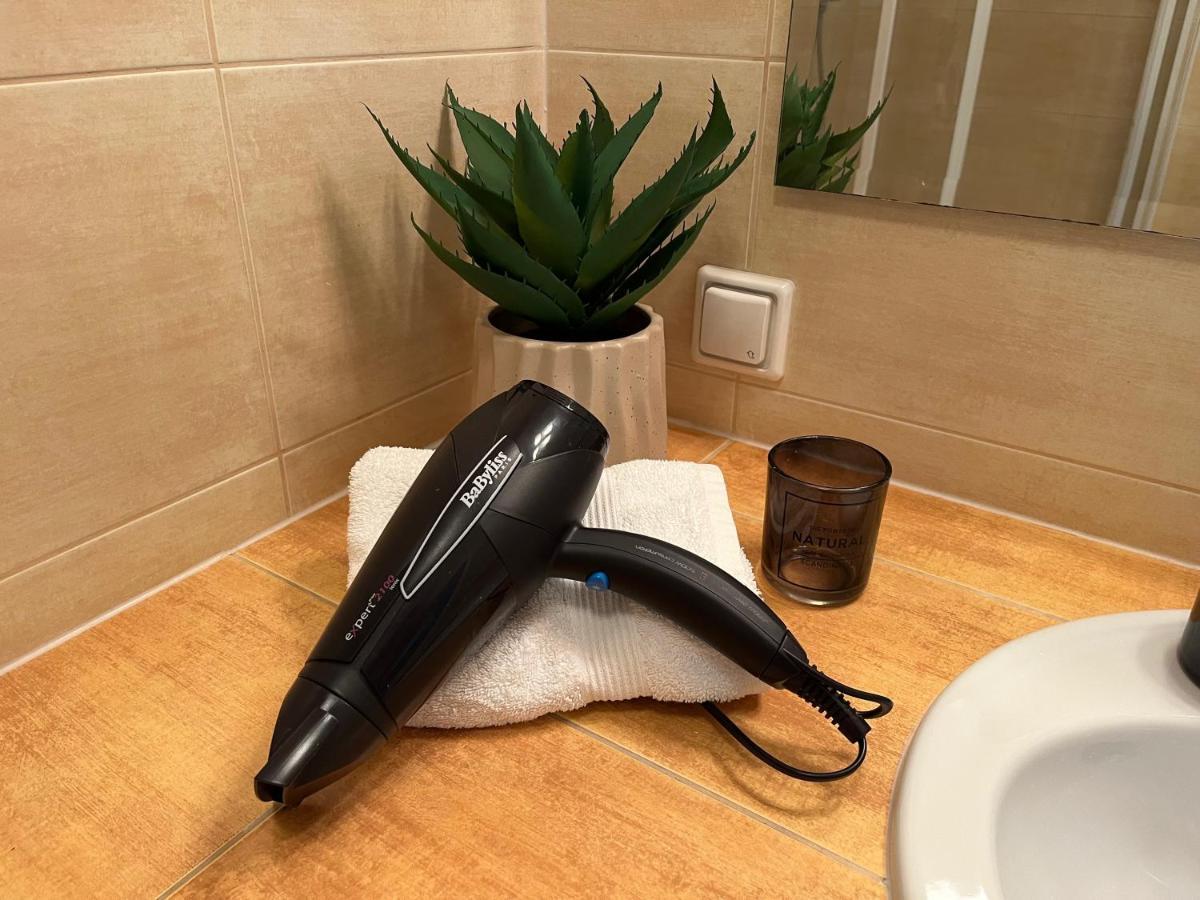 Apartament Z Garazem I Ogrodem Kolobrzeg Luaran gambar