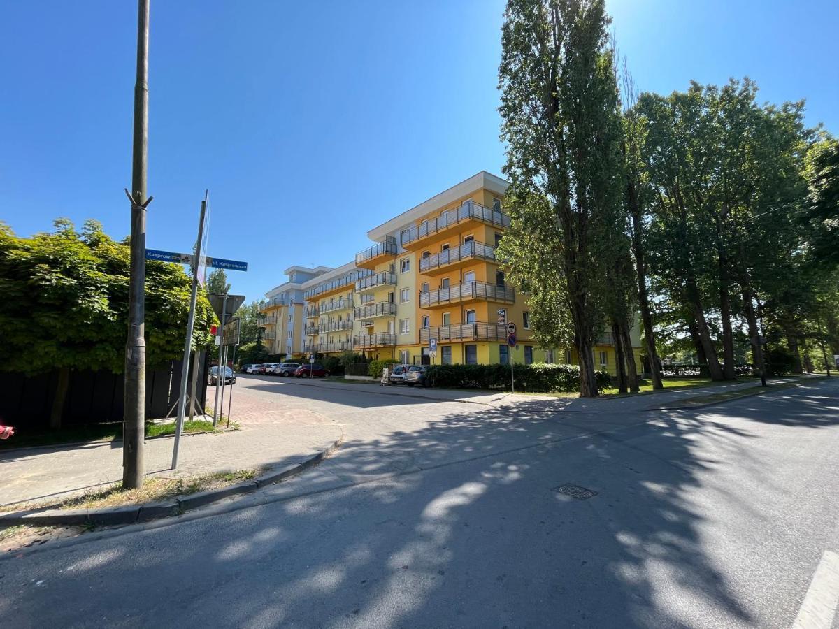 Apartament Z Garazem I Ogrodem Kolobrzeg Luaran gambar